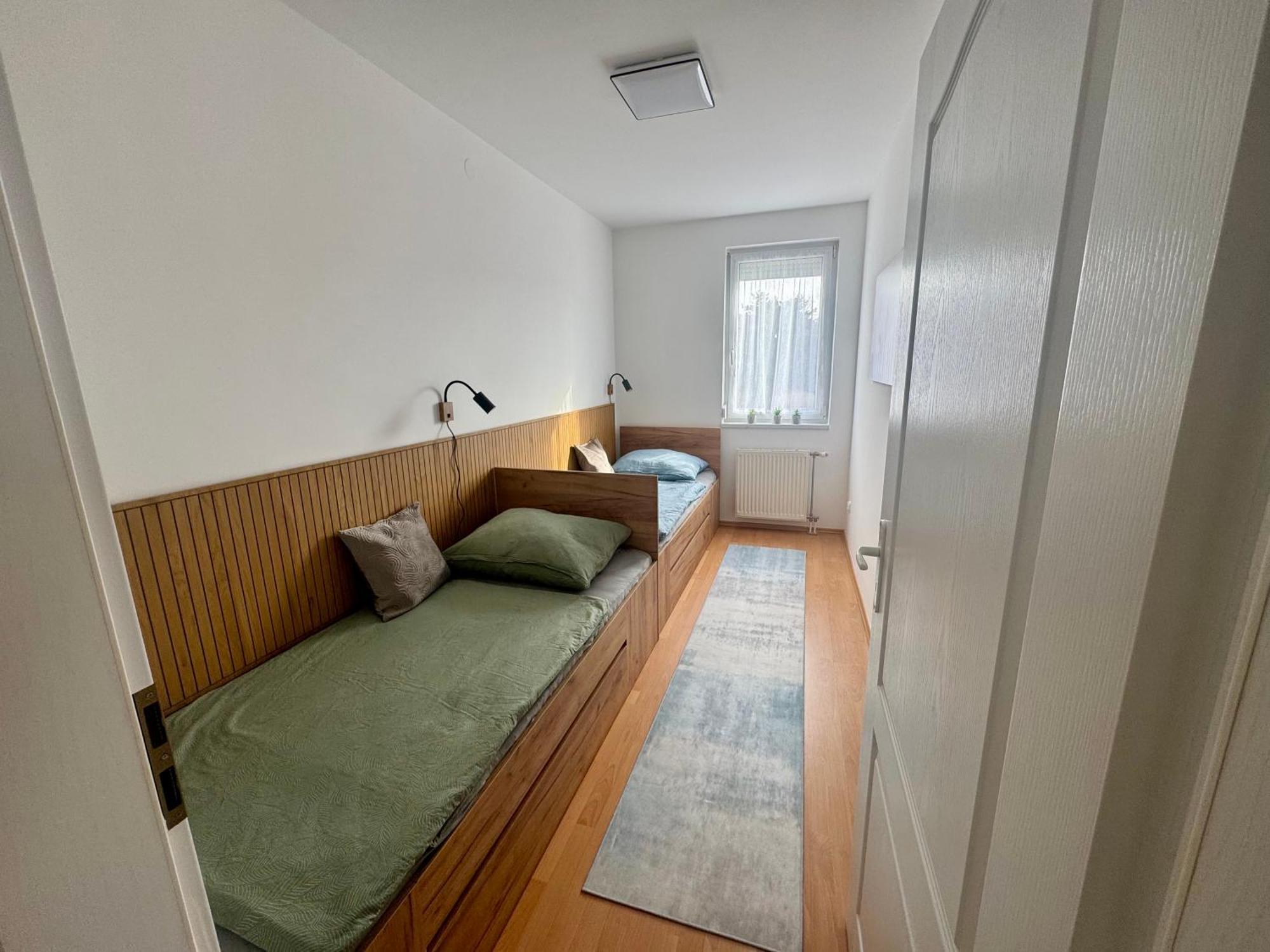 B73 Apartment *